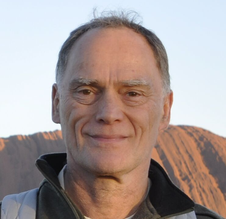 portrait of Dr Keith Savin